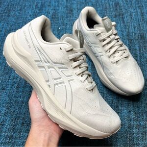 Asics GT 2000 14 Running Shoes in Oatmeal White Women's Size 8.5 Sneakers